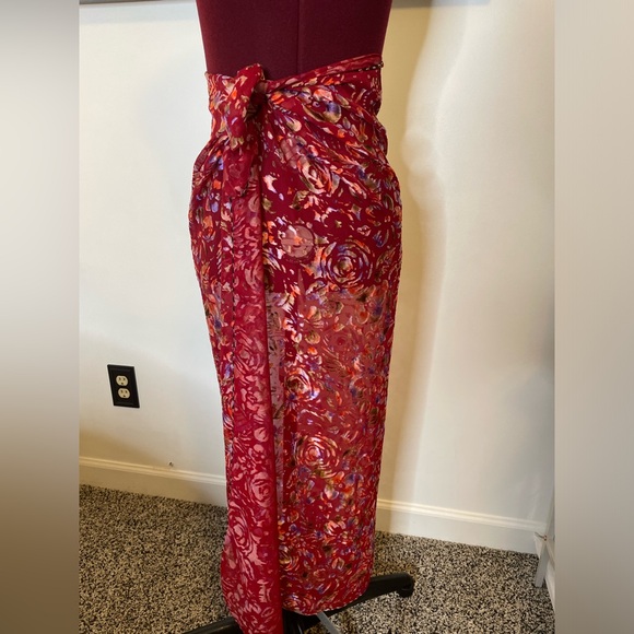 Floral Red Scarf - Picture 7 of 7